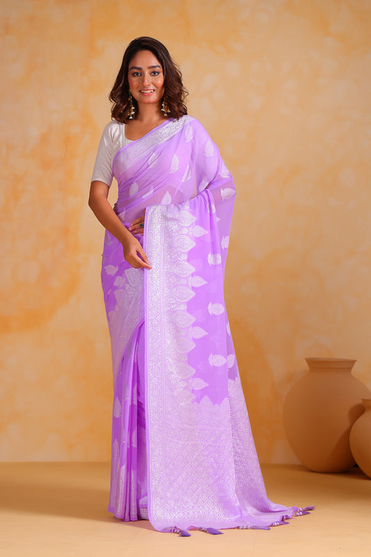 Hand-Woven Light-Purple Pure Georgette-Silk Saree with Tassels and Heavy Blouse