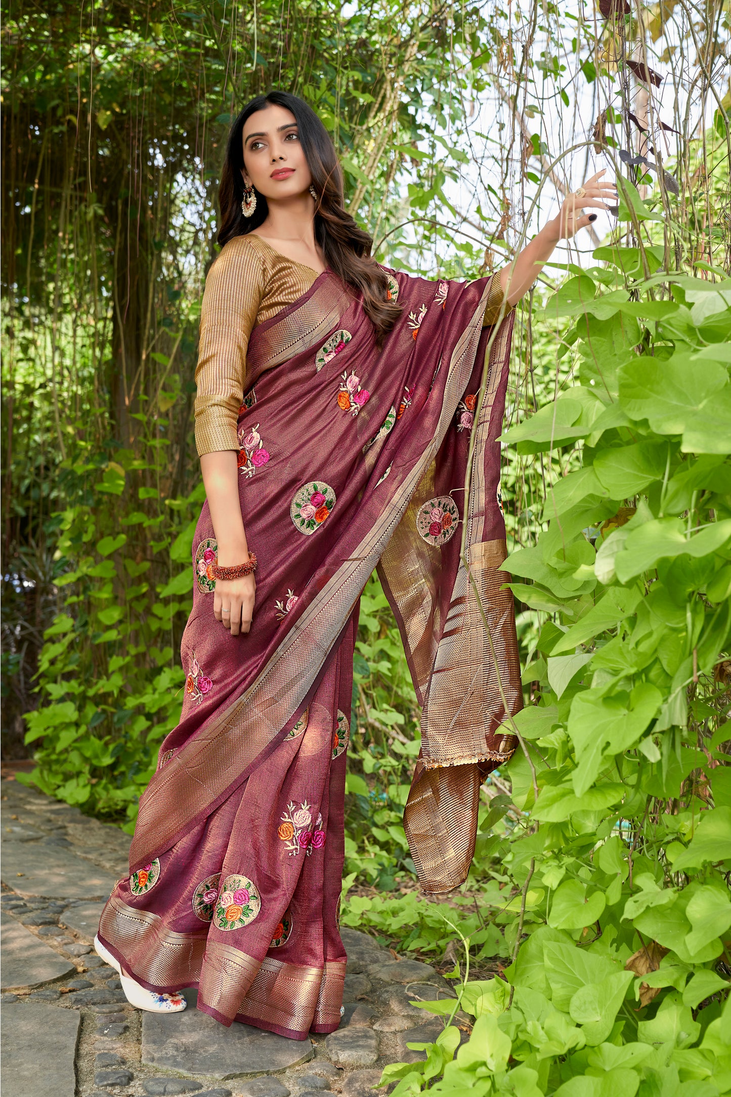 Hand Emboidered Maroon Pure Cotton-Silk saree with Zari Border paired with Blouse